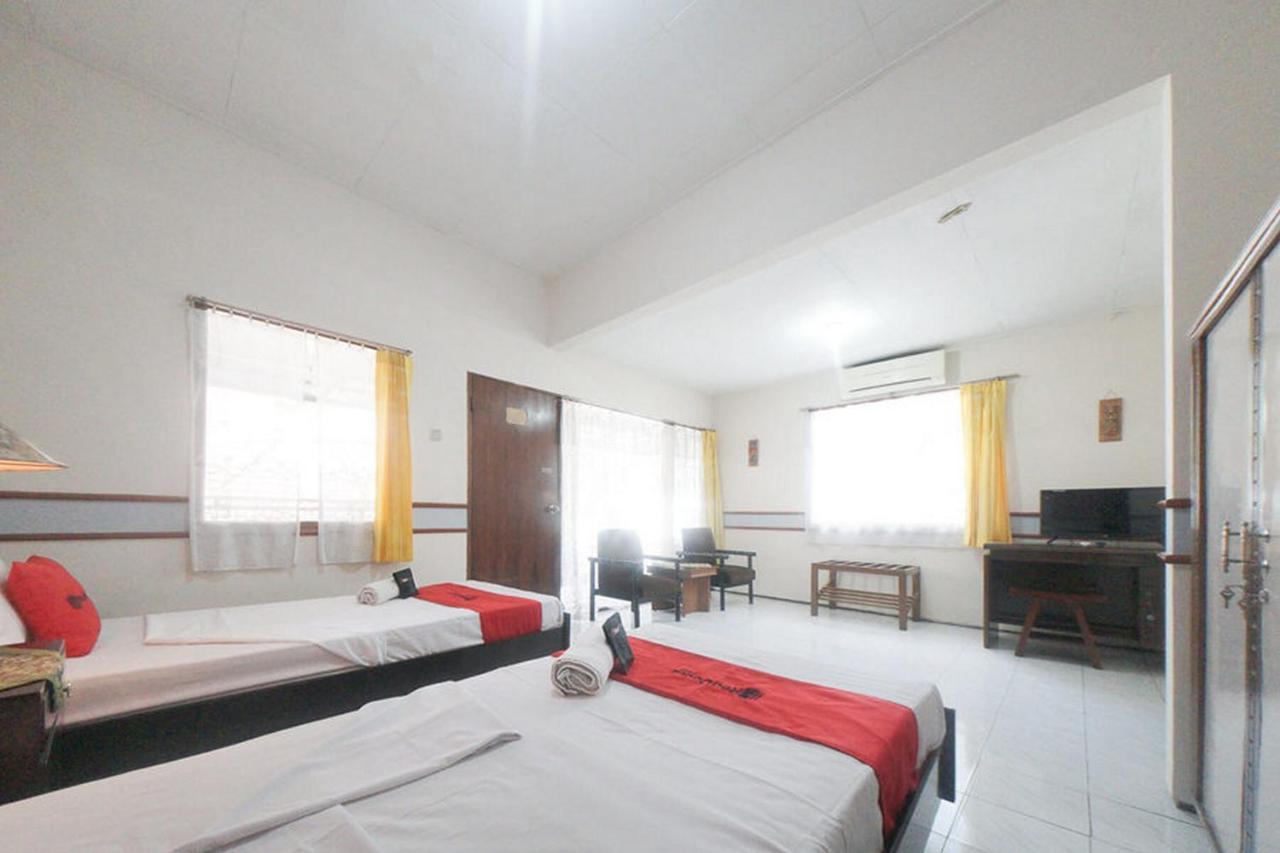Reddoorz Near Balai Kota Malang Hotell Eksteriør bilde